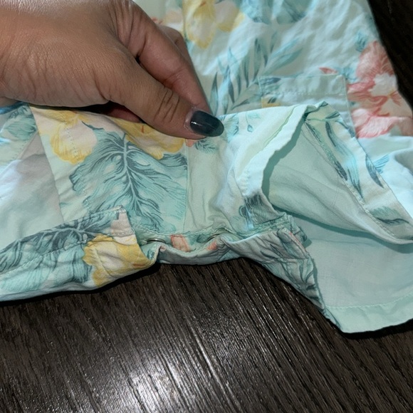 Janie and Jack Hawaiian romper - Picture 3 of 4